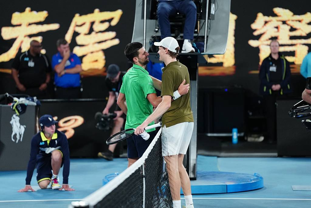 九游体育-包含德约科维奇在皇家马德里比赛中战术调整，赛况扑朔迷离引发热议！的词条